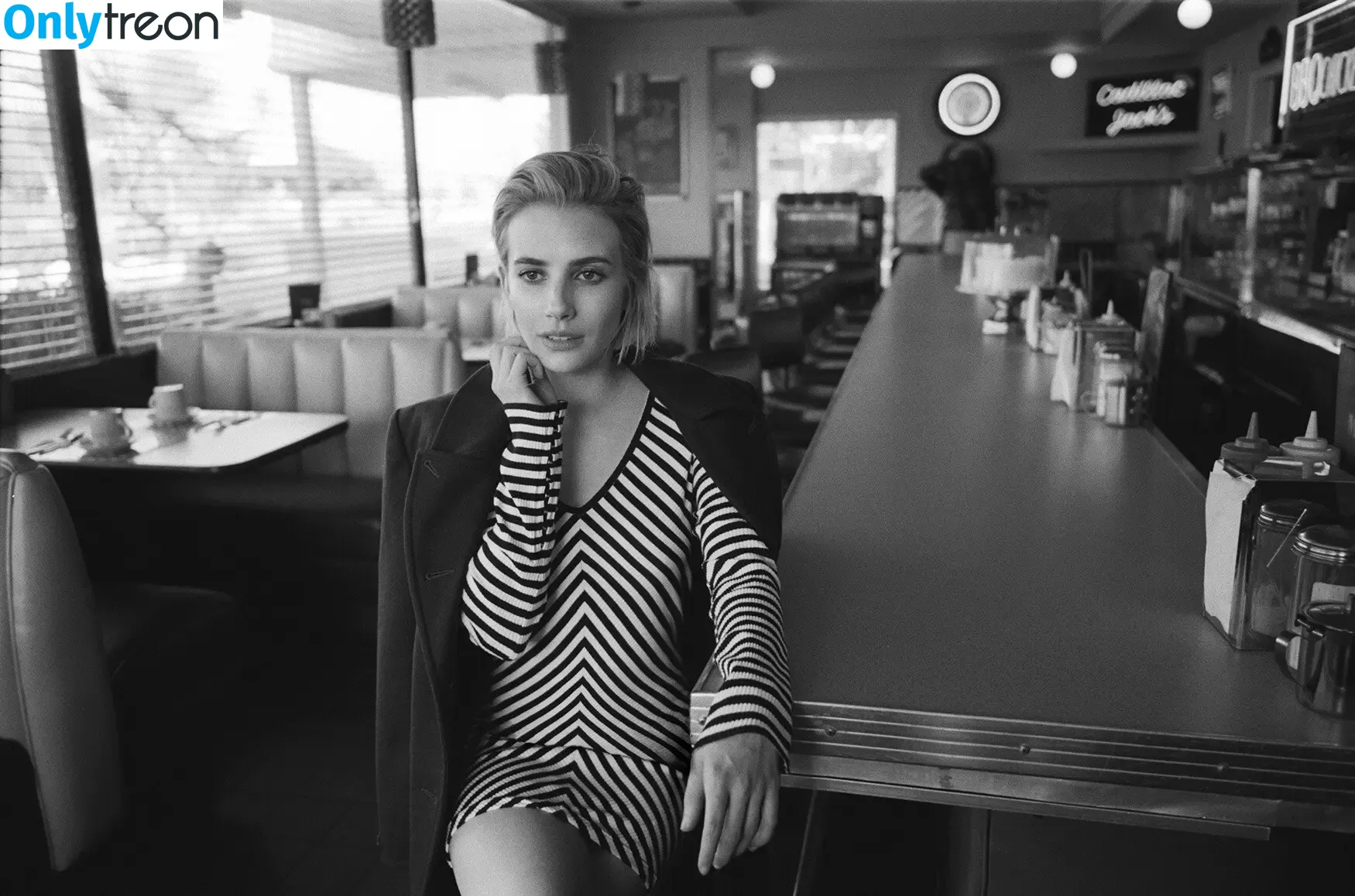Emma Roberts nude photo #0045 (emmalee1996 / emmaroberts)