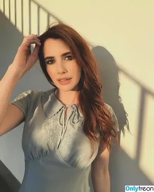 Emma Roberts / emmalee1996 / emmaroberts nude photo #1603