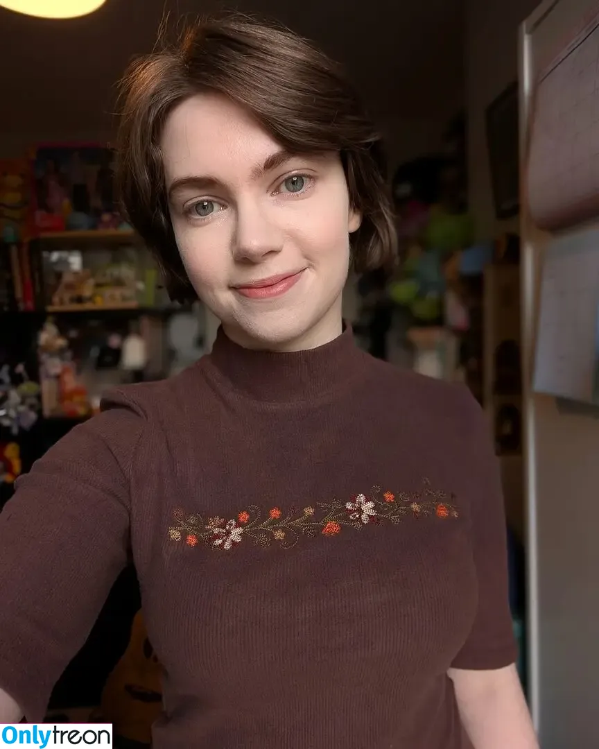 Emma Thorne nude photo #0066 (EmmaThorneVideos / emmainashes)