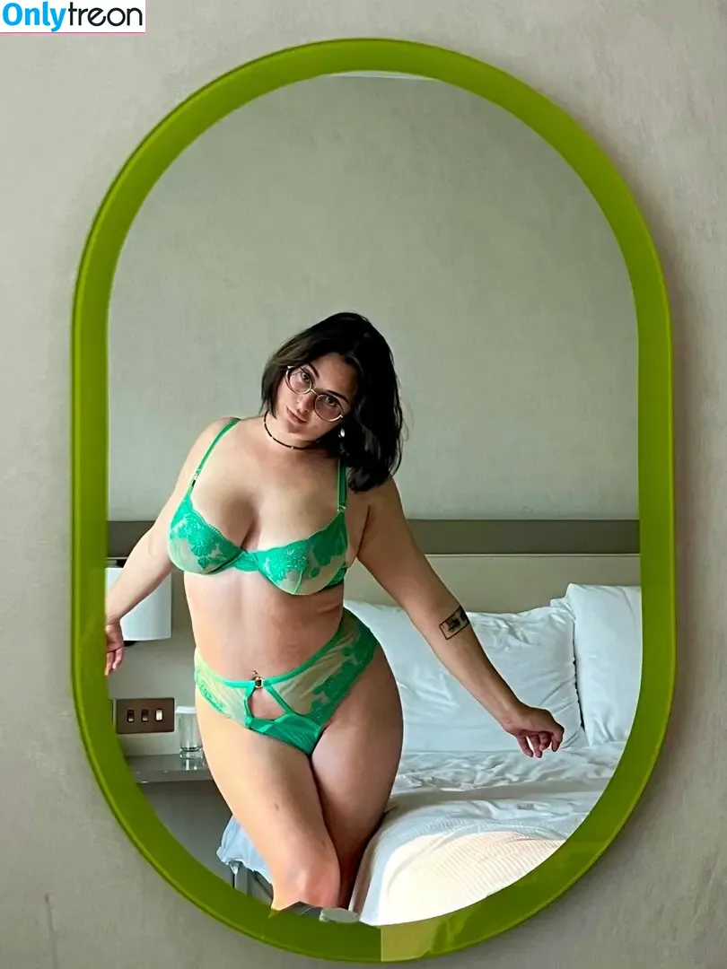 emmafkfree nude photo #0123 (emmakff)