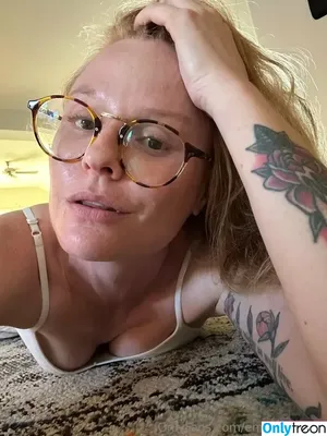 emmaintexas / Emma Berquist nude photo #0045
