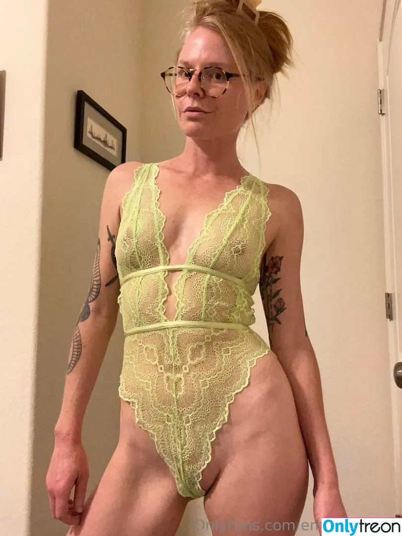 emmaintexas nude photo #0077 (Emma Berquist)