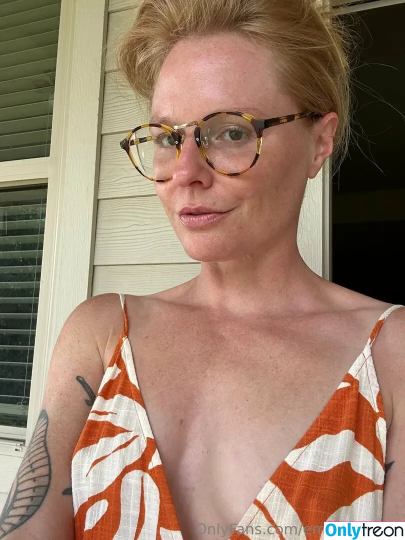 emmaintexas nude photo #0085 (Emma Berquist)