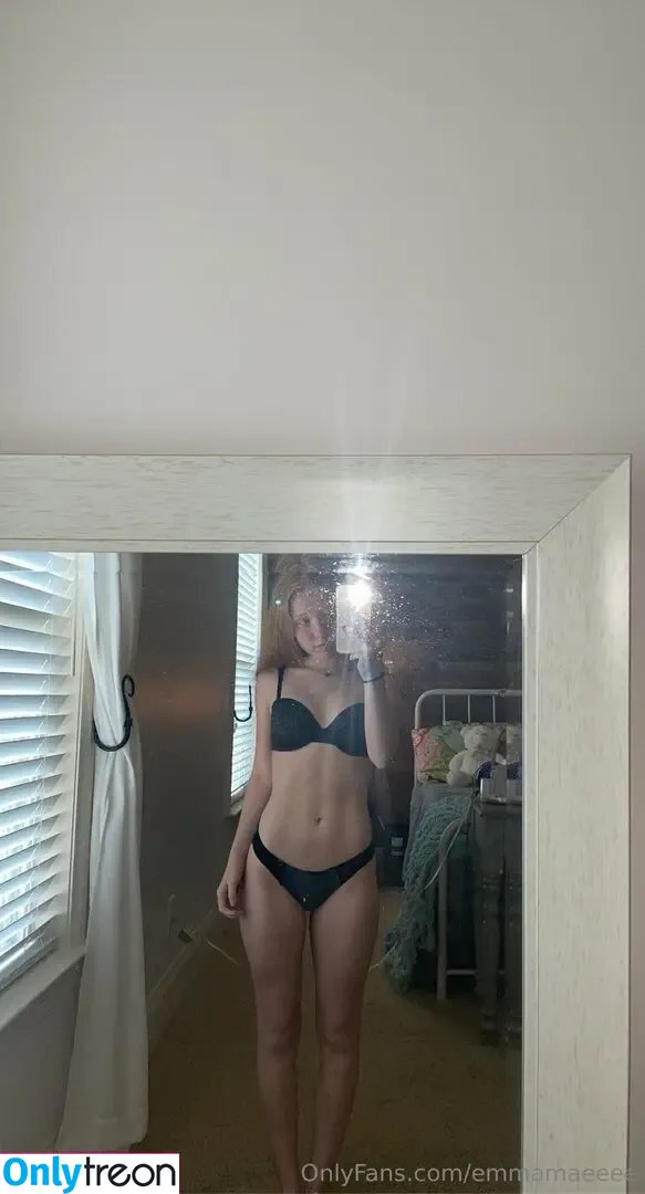 emmamaeeee nude photo #0129 (emmamaeeeee)