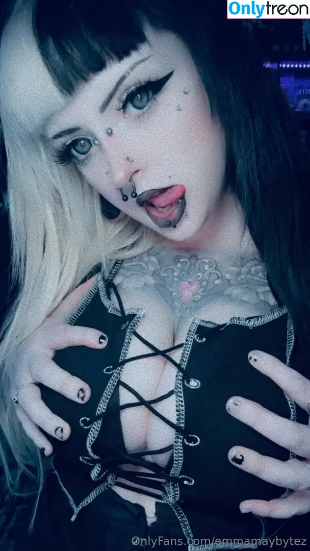Emmamaybyte nude photo #0012 (emmamaybyte666 / emmamaybytez)