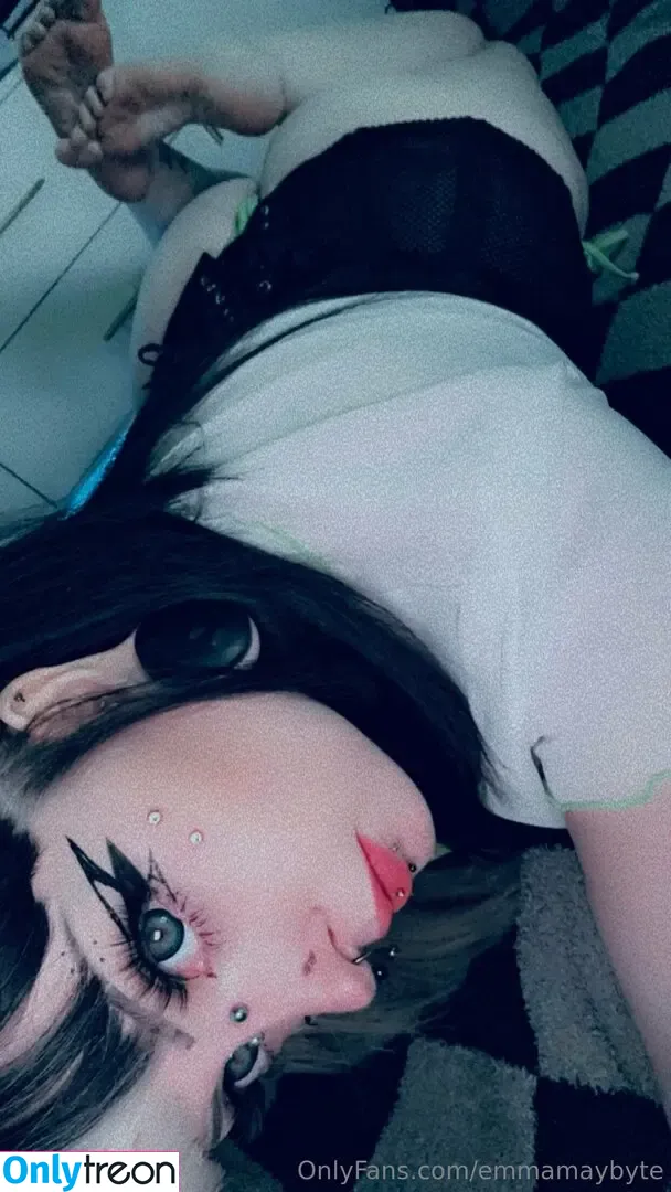 Emmamaybyte nude photo #0042 (emmamaybyte666 / emmamaybytez)