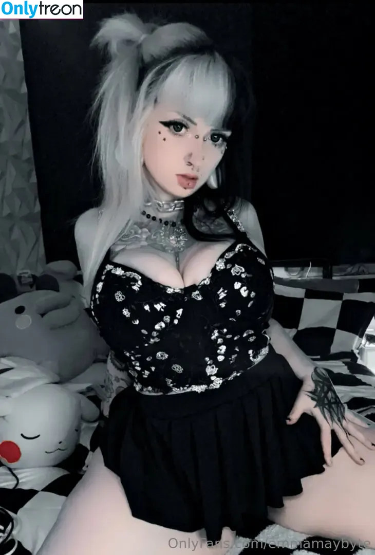 Emmamaybyte nude photo #0168 (emmamaybyte666 / emmamaybytez)