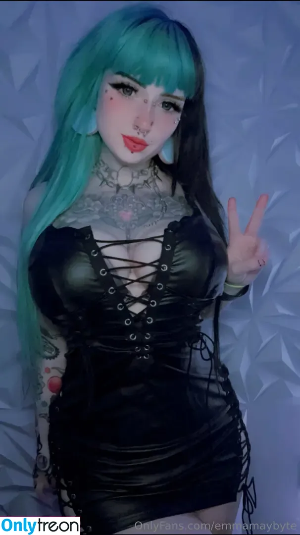 Emmamaybyte nude photo #0193 (emmamaybyte666 / emmamaybytez)