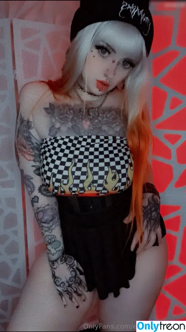 Emmamaybyte nude photo #0507 (emmamaybyte666 / emmamaybytez)