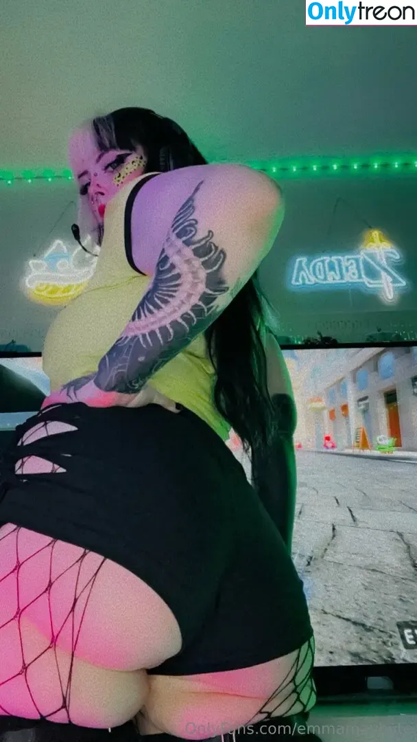 Emmamaybyte nude photo #0525 (emmamaybyte666 / emmamaybytez)