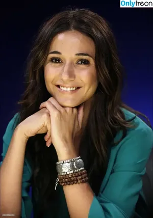 Emmanuelle Chriqui / Emmanuelle / echriqui nude photo #1169