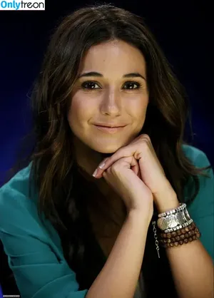 Emmanuelle Chriqui / Emmanuelle / echriqui nude photo #1178