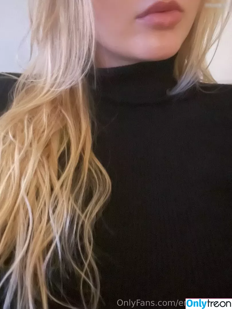 Emmassecretgarden nude photo #0206 (Emmasdiary / bcarty12)