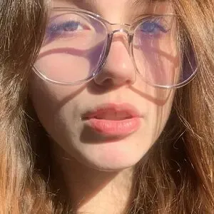 emmauzi / emma.kuzi nude photo #0021