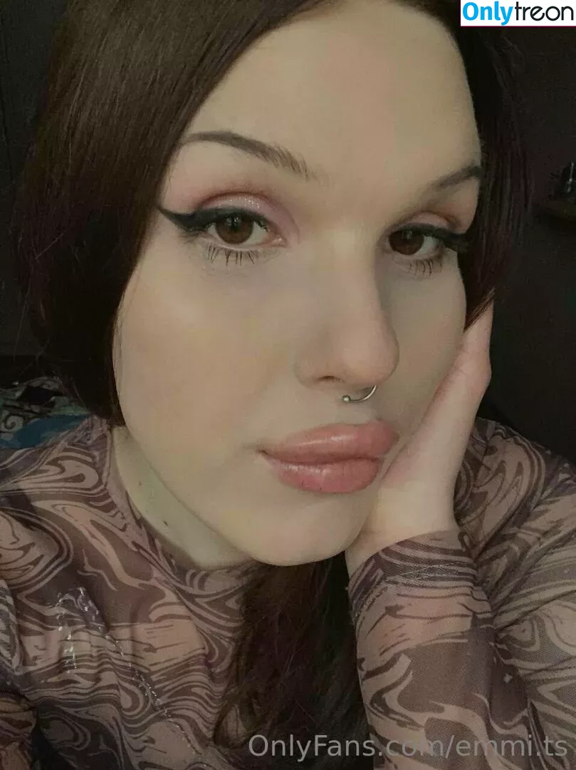 emmii_ts nude photo #0004 (emmii_t)