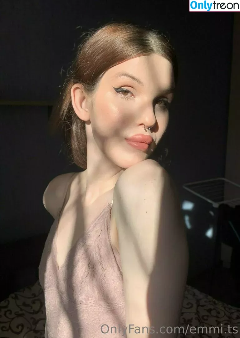 emmii_ts nude photo #0012 (emmii_t)