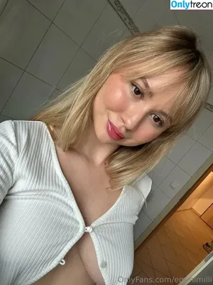 emmimilli / emmiilli nude photo #0015