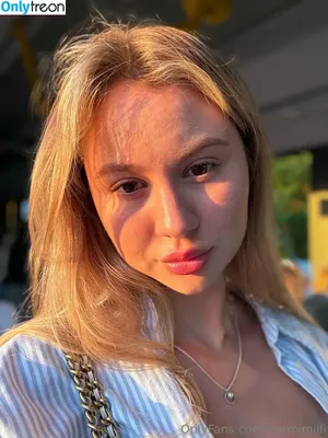 emmimilli / emmiilli nude photo #0033