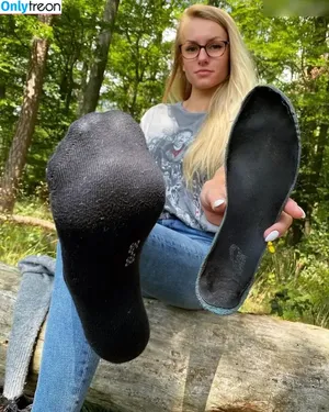 Emmysfeetandsocks / emmyfeetandsocks / emmysfeetandso1 / theluckyguy_efs nude photo #0045