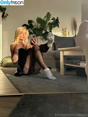 Emmysfeetandsocks / emmyfeetandsocks / emmysfeetandso1 / theluckyguy_efs nude photo #0221