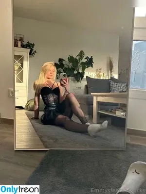 Emmysfeetandsocks / emmyfeetandsocks / emmysfeetandso1 / theluckyguy_efs nude photo #0236