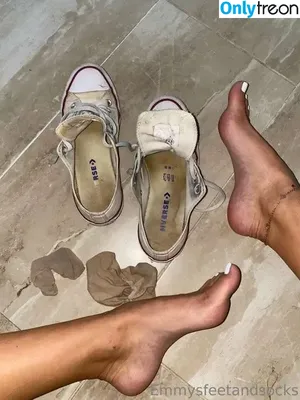 Emmysfeetandsocks / emmyfeetandsocks / emmysfeetandso1 / theluckyguy_efs nude photo #0284