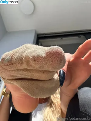 Emmysfeetandsocks / emmyfeetandsocks / emmysfeetandso1 / theluckyguy_efs nude photo #0825