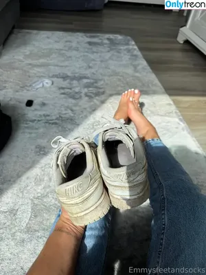 Emmysfeetandsocks / emmyfeetandsocks / emmysfeetandso1 / theluckyguy_efs nude photo #0863