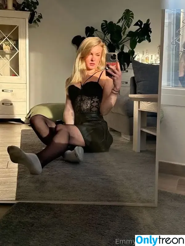 Emmysfeetandsocks nude photo #0237 (emmyfeetandsocks / emmysfeetandso1 / theluckyguy_efs)