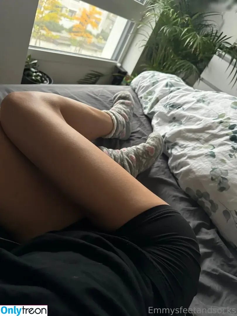 Emmysfeetandsocks nude photo #0337 (emmyfeetandsocks / emmysfeetandso1 / theluckyguy_efs)