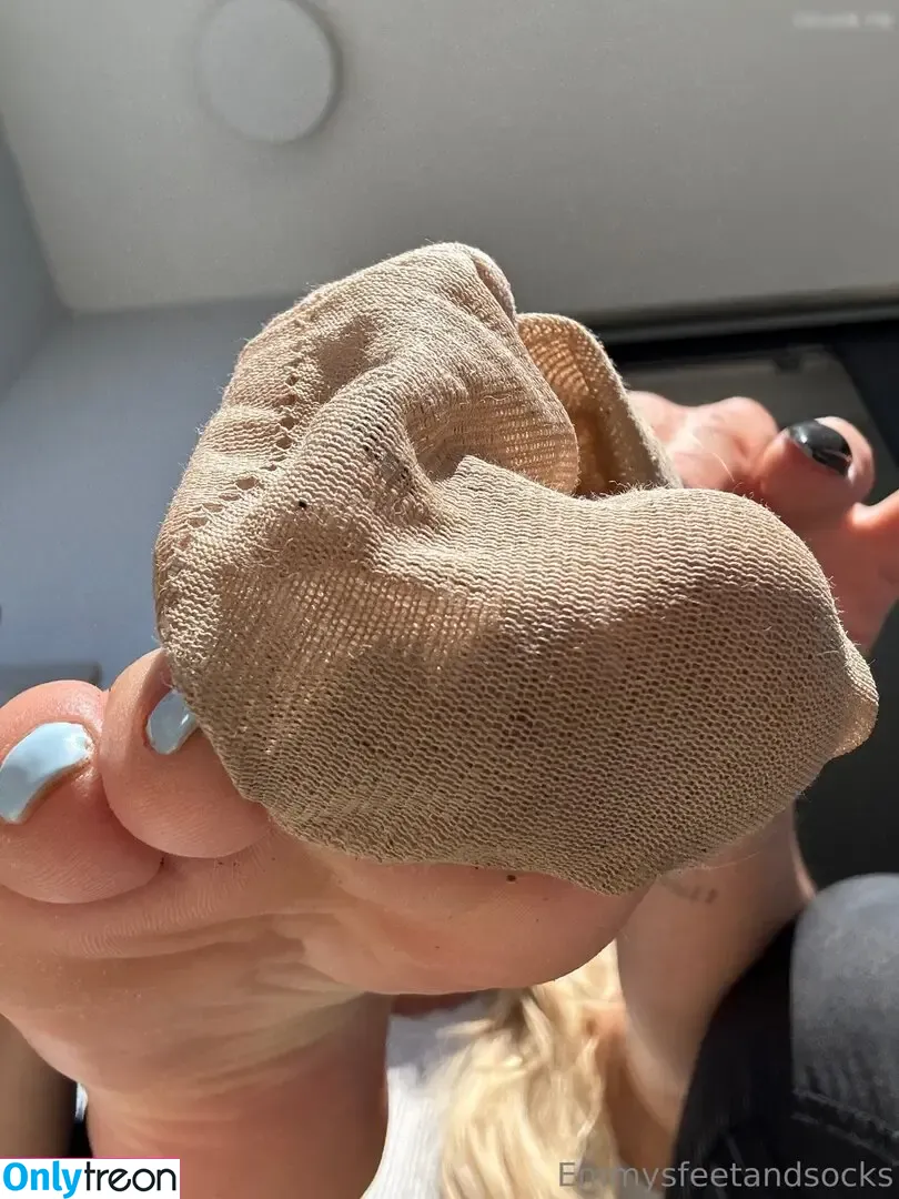 Emmysfeetandsocks nude photo #0838 (emmyfeetandsocks / emmysfeetandso1 / theluckyguy_efs)
