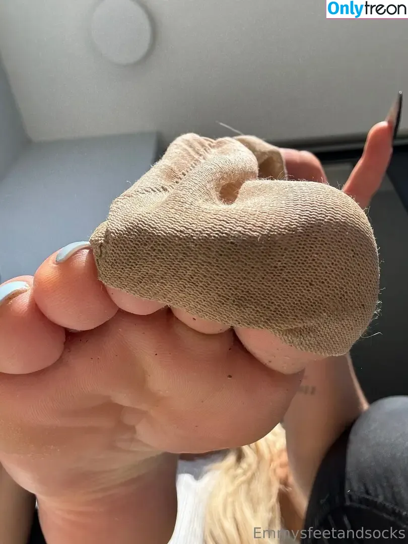 Emmysfeetandsocks nude photo #0851 (emmyfeetandsocks / emmysfeetandso1 / theluckyguy_efs)