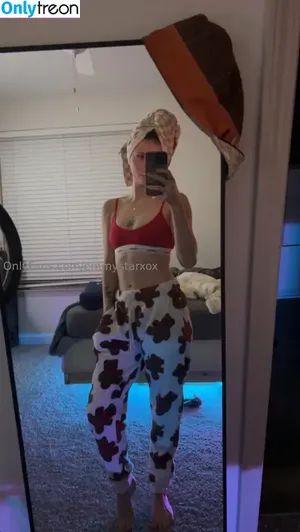 Emmystarxox / emily.starlene1 / emmastarxo / itsemmystar nude photo #0008