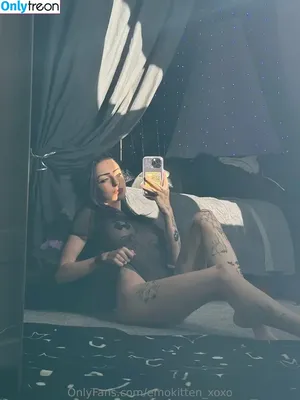 emokitten_xoxo / emokittenarmy nude photo #0216