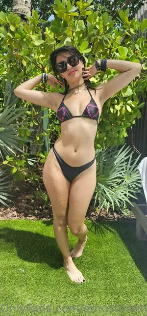 Emostonergorl / Obvious_Confusion699 / emo.stoner.gorl / smolstarcaster nude photo #0448