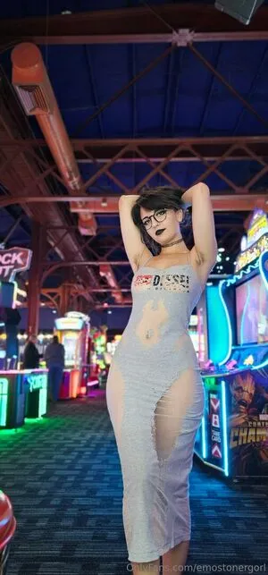 Emostonergorl / Obvious_Confusion699 / emo.stoner.gorl / smolstarcaster nude photo #0576