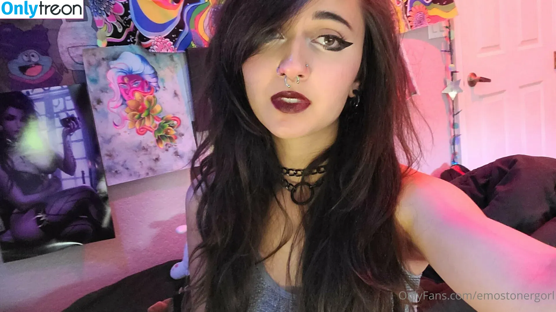 Emostonergorl nude photo #0152 (Obvious_Confusion699 / emo.stoner.gorl / smolstarcaster)