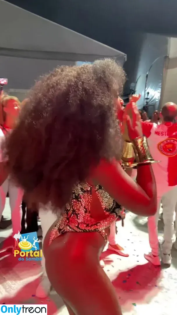 Erika Januza nude photo #0028 (erikajanuza)