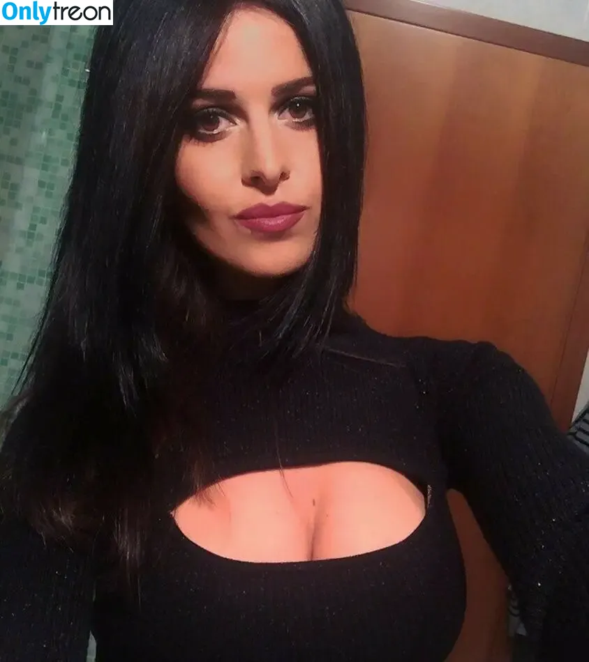 Erika Ricci nude photo #0005 (_erikaricci_)