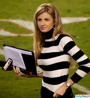Erin Andrews / erinandrews nude photo #0142
