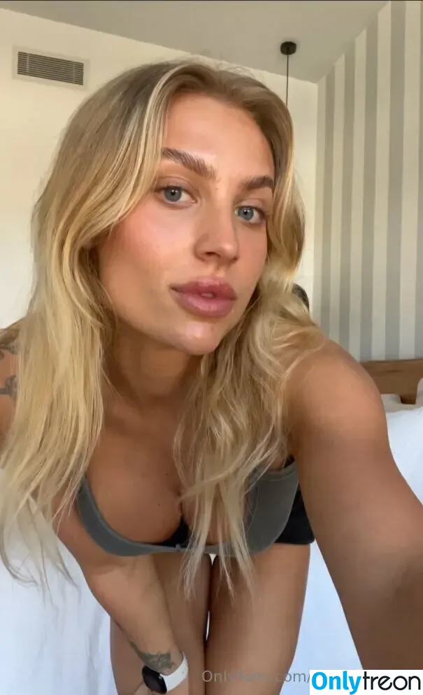 ErinMiaJames nude photo #0046 (ErinMiaJames)