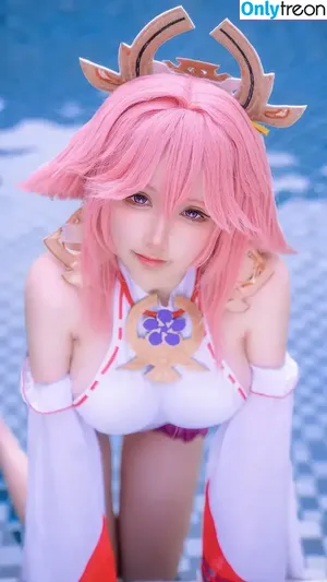 Eririchyan / 樱梨梨Eriri nude photo #0005