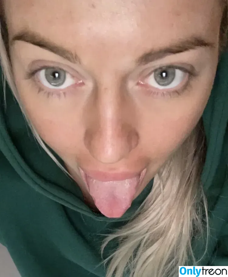 Erna Husko nude photo #0004 (ernahusko / ernahuskoo)