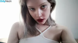  nude photo #0002