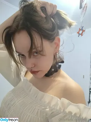  nude photo #0005