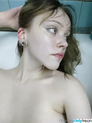  nude photo #0029