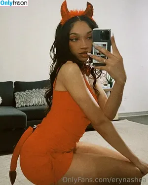  nude photo #0006