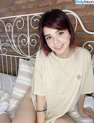 es.lain / Yummy Yum Yum nude photo #0623