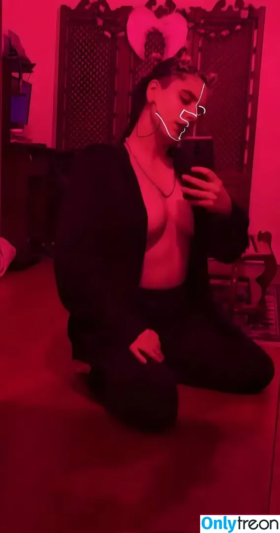 Espectro cinza nude photo #0015 ( / Selva Espectral / espectrocinza)