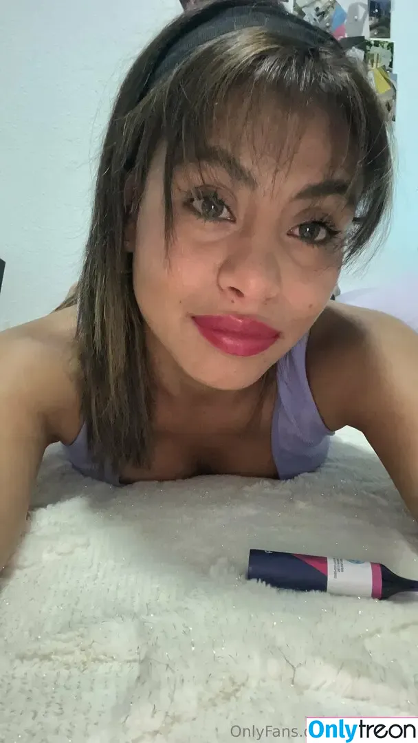 estefaniabirthay nude photo #0005 (estefaniadailylife)
